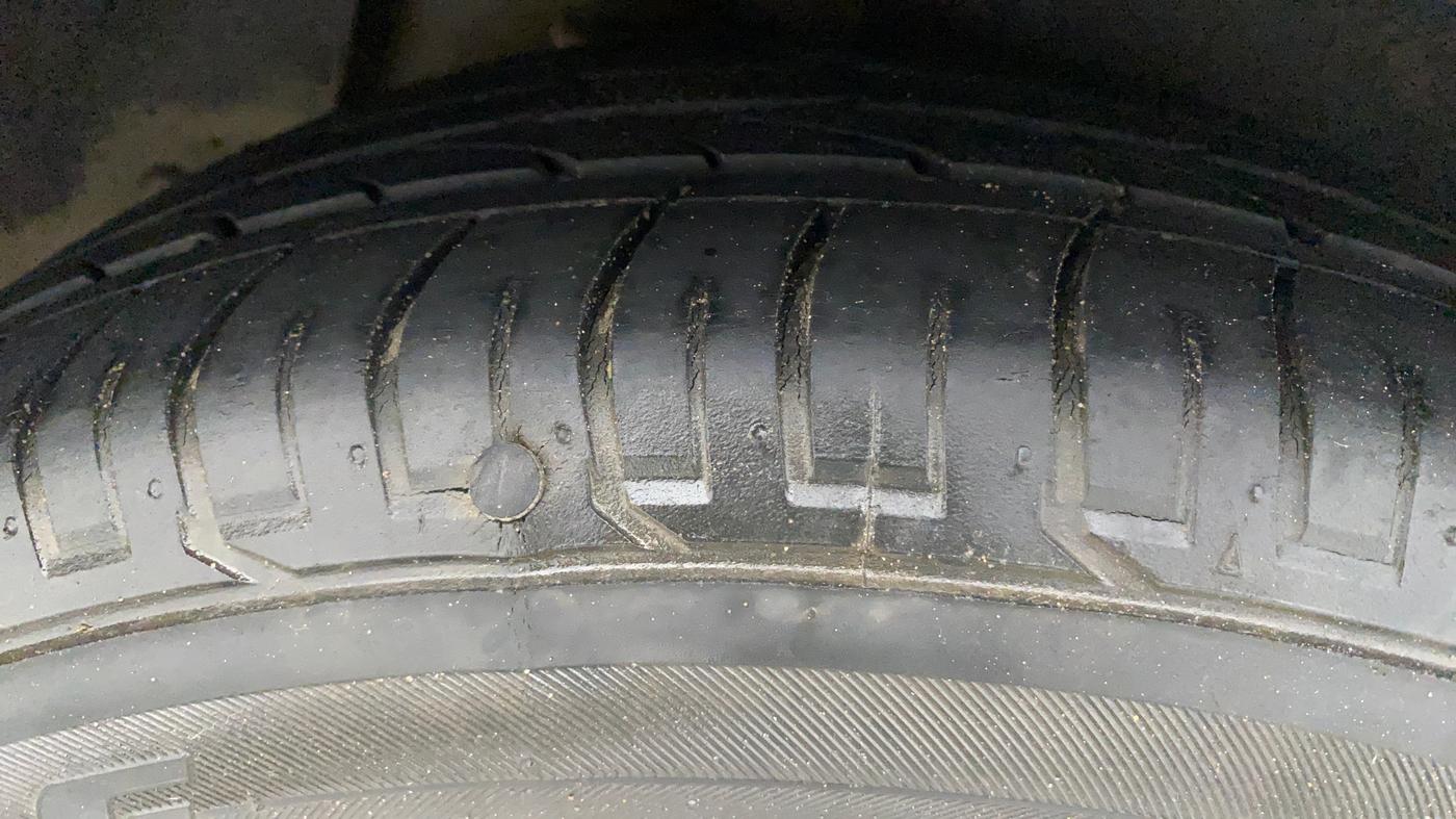 2018 Hyundai Creta SX AT 1.6 PETROL, Petrol, Automatic, 37,663 km, Right Rear Tyre Tread