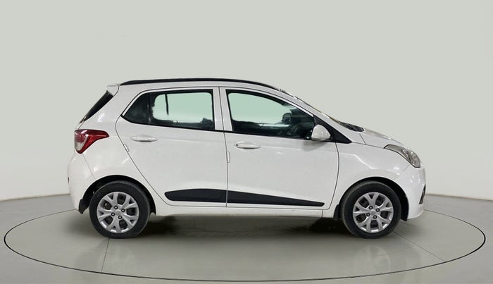 2016 Hyundai Grand i10 SPORTZ 1.2 KAPPA VTVT, Petrol, Manual, 95,465 km, Right Side View