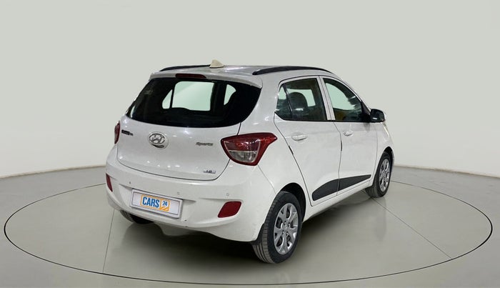 2016 Hyundai Grand i10 SPORTZ 1.2 KAPPA VTVT, Petrol, Manual, 95,465 km, Right Back Diagonal
