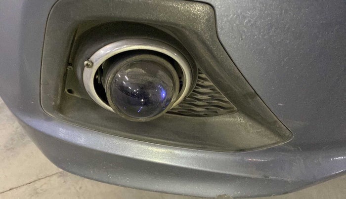 2016 Hyundai Xcent S 1.2, Petrol, Manual, 1,00,948 km, Right fog light - Not working