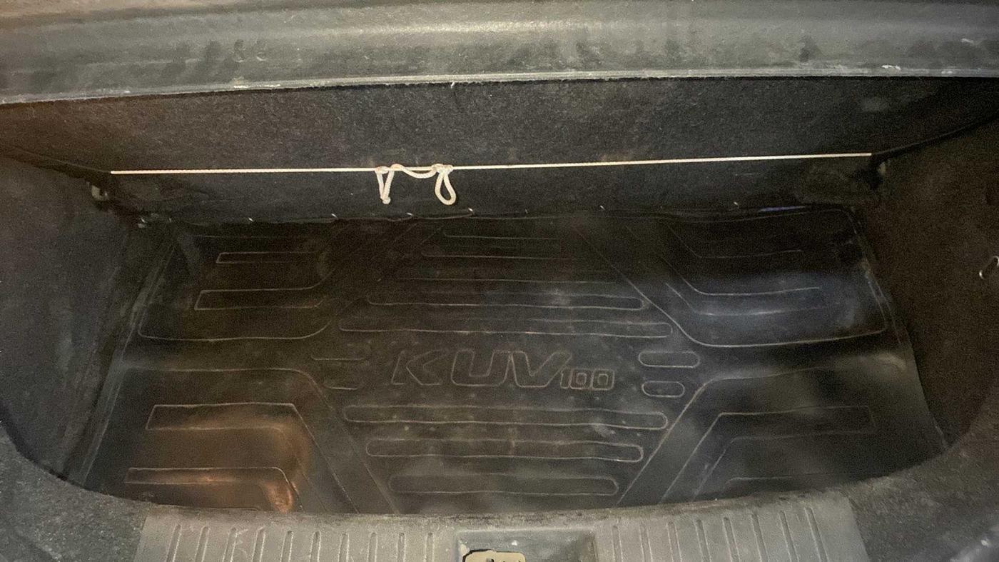 2017 Mahindra Kuv100 K6 PLUS D 6 STR, Diesel, Manual, 39,312 km, Boot Inside