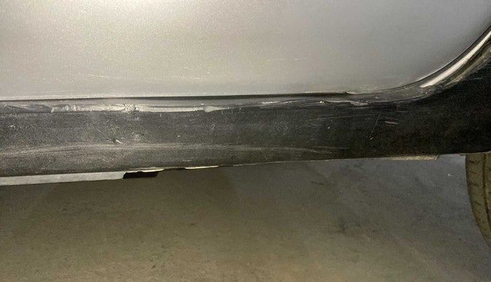 2017 Mahindra Kuv100 K6 PLUS D 6 STR, Diesel, Manual, 39,312 km, Left running board - Cladding has minor damage