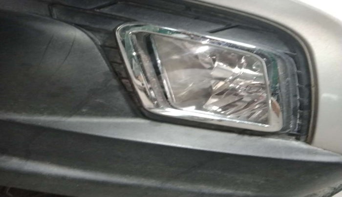 2017 Mahindra Kuv100 K6 PLUS D 6 STR, Diesel, Manual, 39,312 km, Left fog light - Not working