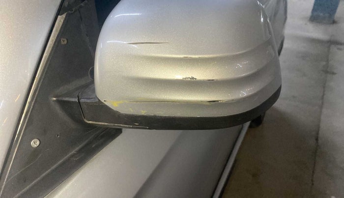 2017 Mahindra Kuv100 K6 PLUS D 6 STR, Diesel, Manual, 39,312 km, Left rear-view mirror - ORVM switch has minor damage