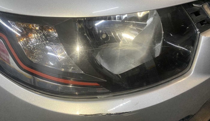 2017 Mahindra Kuv100 K6 PLUS D 6 STR, Diesel, Manual, 39,312 km, Right headlight - Minor scratches