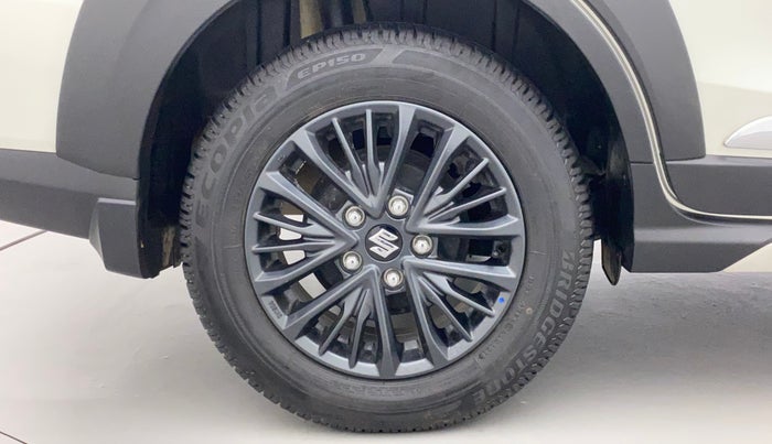 2021 Maruti XL6 ALPHA AT, Petrol, Automatic, 7,647 km, Right Rear Wheel