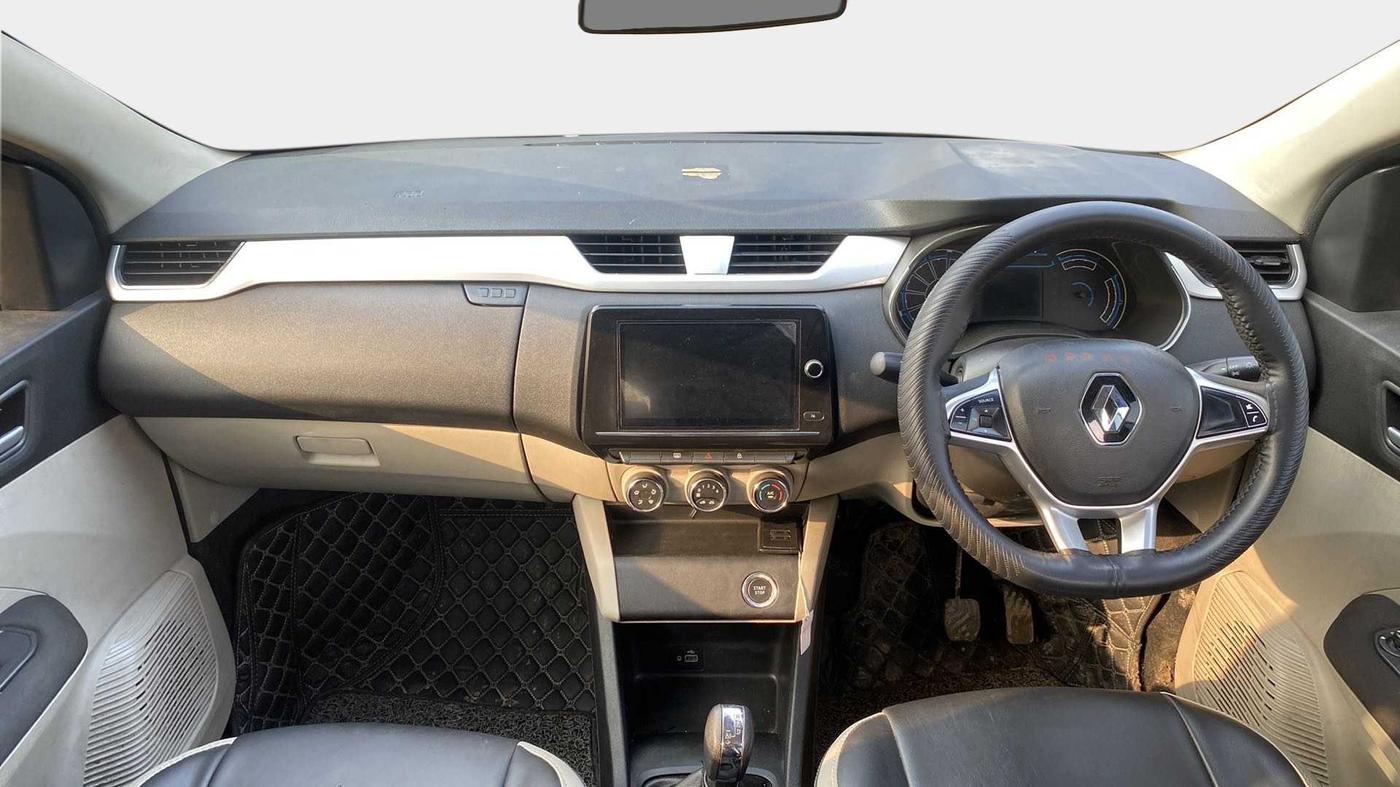 2021 Renault TRIBER RXZ AMT DUAL TONE, CNG, Automatic, 51,427 km, Dashboard