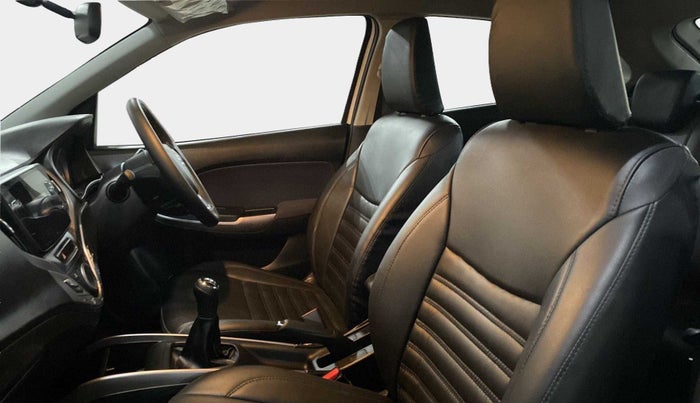 2020 Maruti Baleno DELTA PETROL 1.2, Petrol, Manual, 17,287 km, Right Side Front Door Cabin