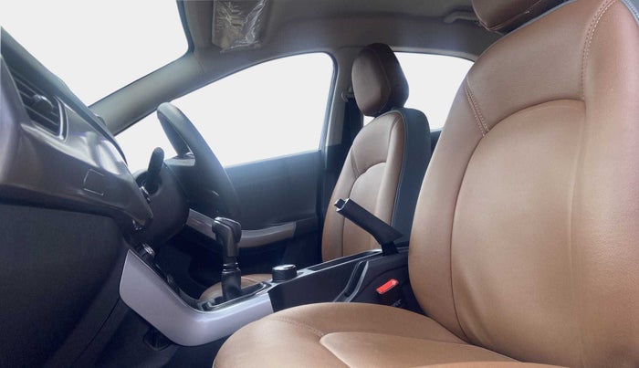 2020 Tata NEXON XM PETROL, Petrol, Manual, 18,387 km, Right Side Front Door Cabin