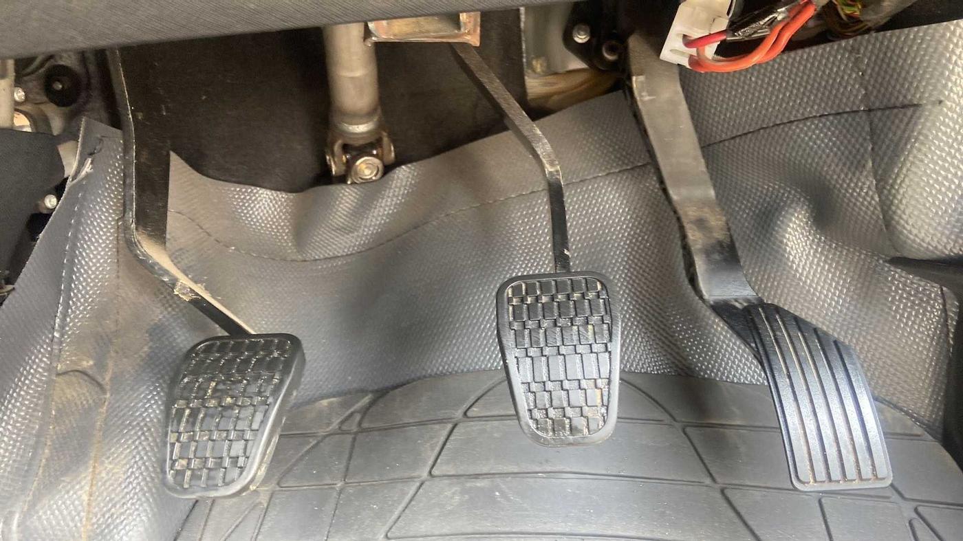 2020 Tata NEXON XM PETROL, Petrol, Manual, 18,387 km, Pedals