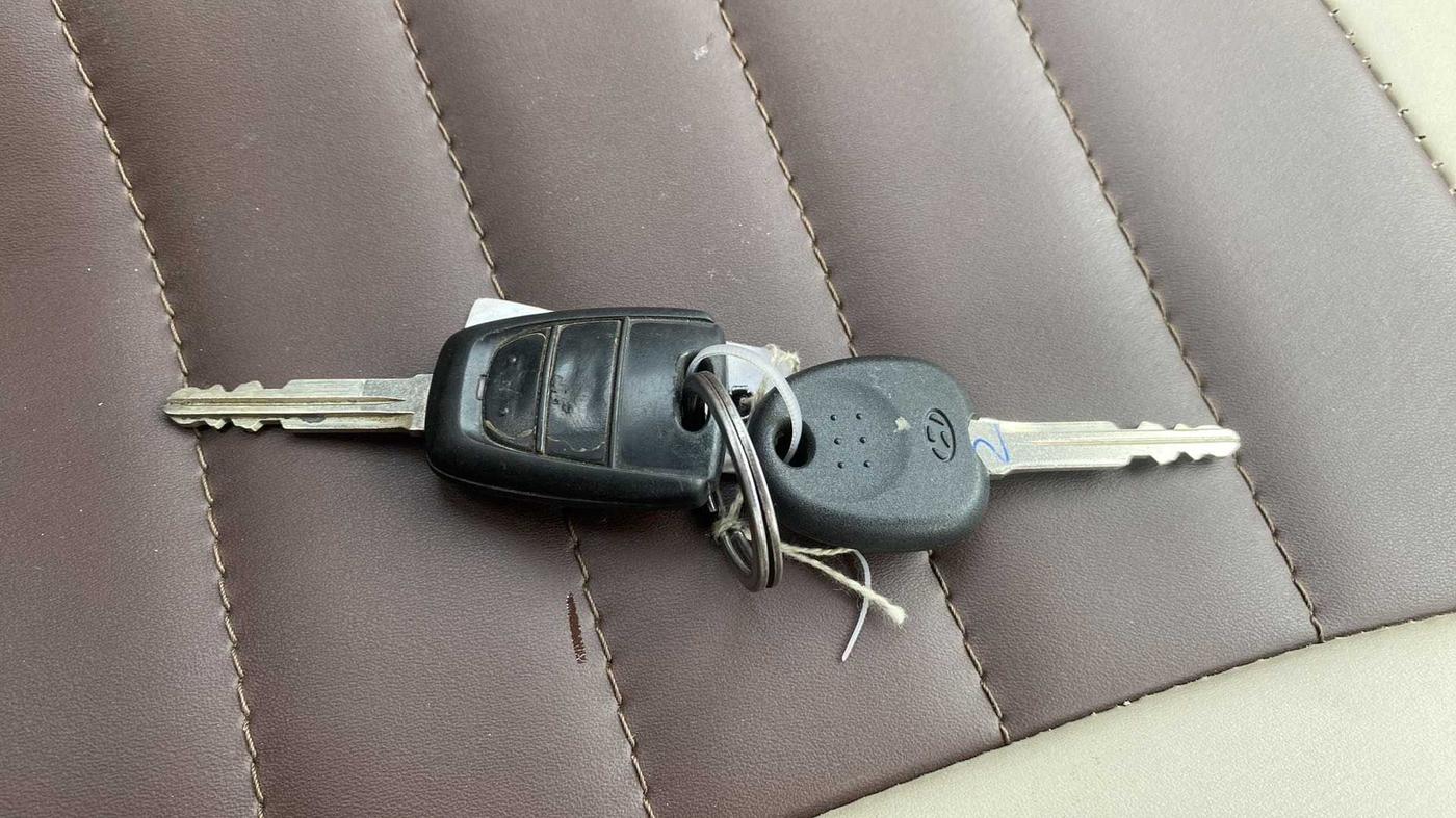 2021 Hyundai NEW SANTRO SPORTZ AMT, Petrol, Automatic, 16,506 km, Key Close Up