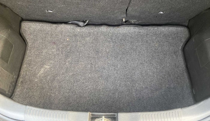 2017 Maruti IGNIS ZETA 1.2, Petrol, Manual, 52,451 km, Boot Inside