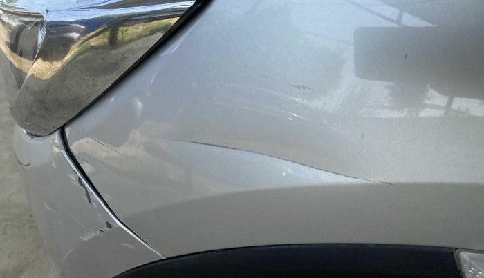 2019 Renault TRIBER RXL MT, Petrol, Manual, 32,985 km, Left fender - Slightly dented