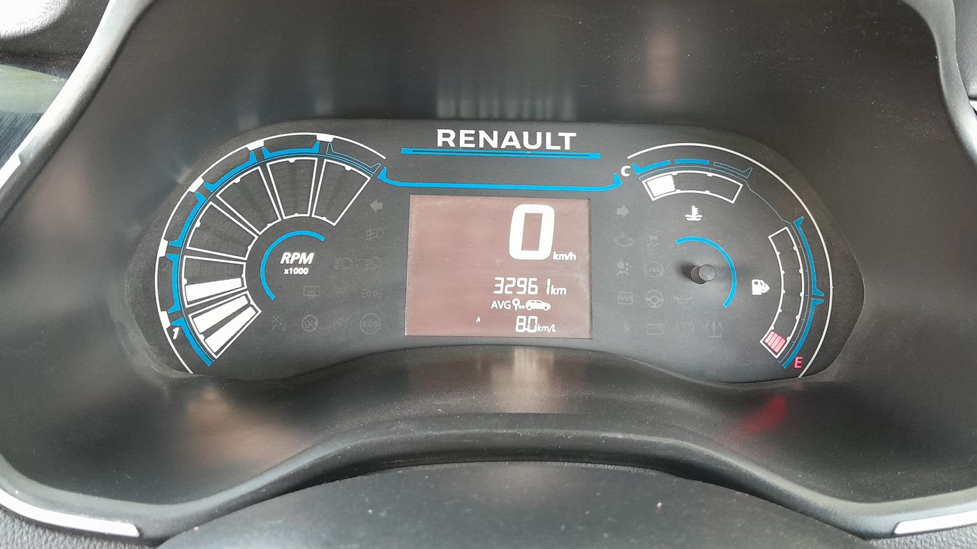 2019 Renault TRIBER RXL MT, Petrol, Manual, 32,985 km, Odometer Image