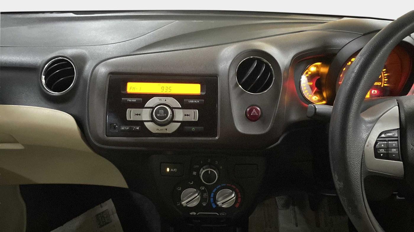 2013 Honda Amaze 1.2L I-VTEC S, Petrol, Manual, 70,152 km, Air Conditioner