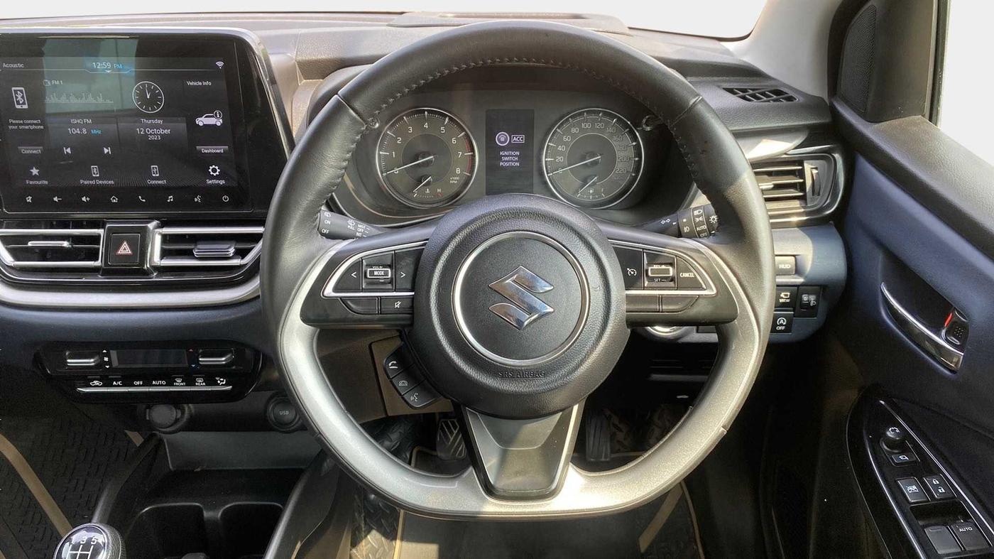 2022 Maruti Baleno ALPHA PETROL 1.2, Petrol, Manual, 97,061 km, Steering Wheel Close Up