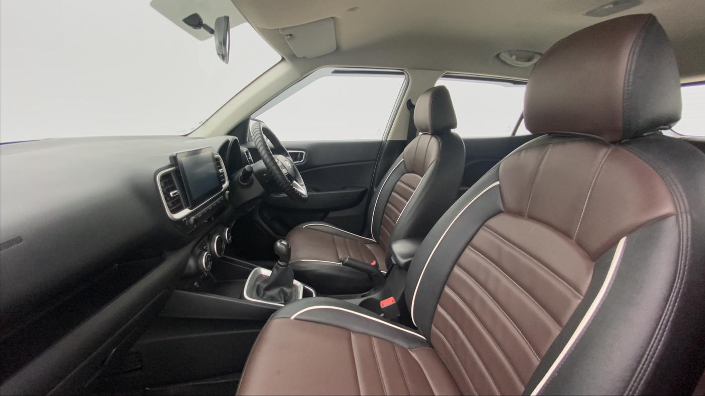 2021 Hyundai VENUE S Plus MT 1.2 Kappa, Petrol, Manual, 46,695 km, Right Side Front Door Cabin