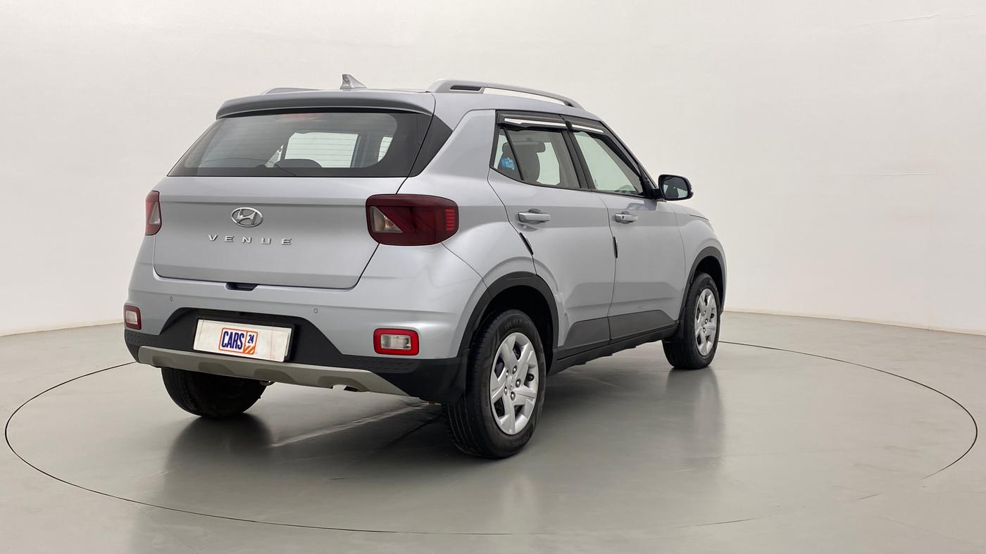 2021 Hyundai VENUE S Plus MT 1.2 Kappa, Petrol, Manual, 46,695 km, Right Back Diagonal