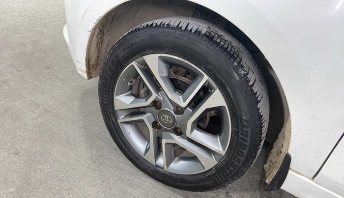 2022 Tata TIGOR XZ PLUS PETROL, Petrol, Manual, 45,571 km, Left front tyre - Minor crack
