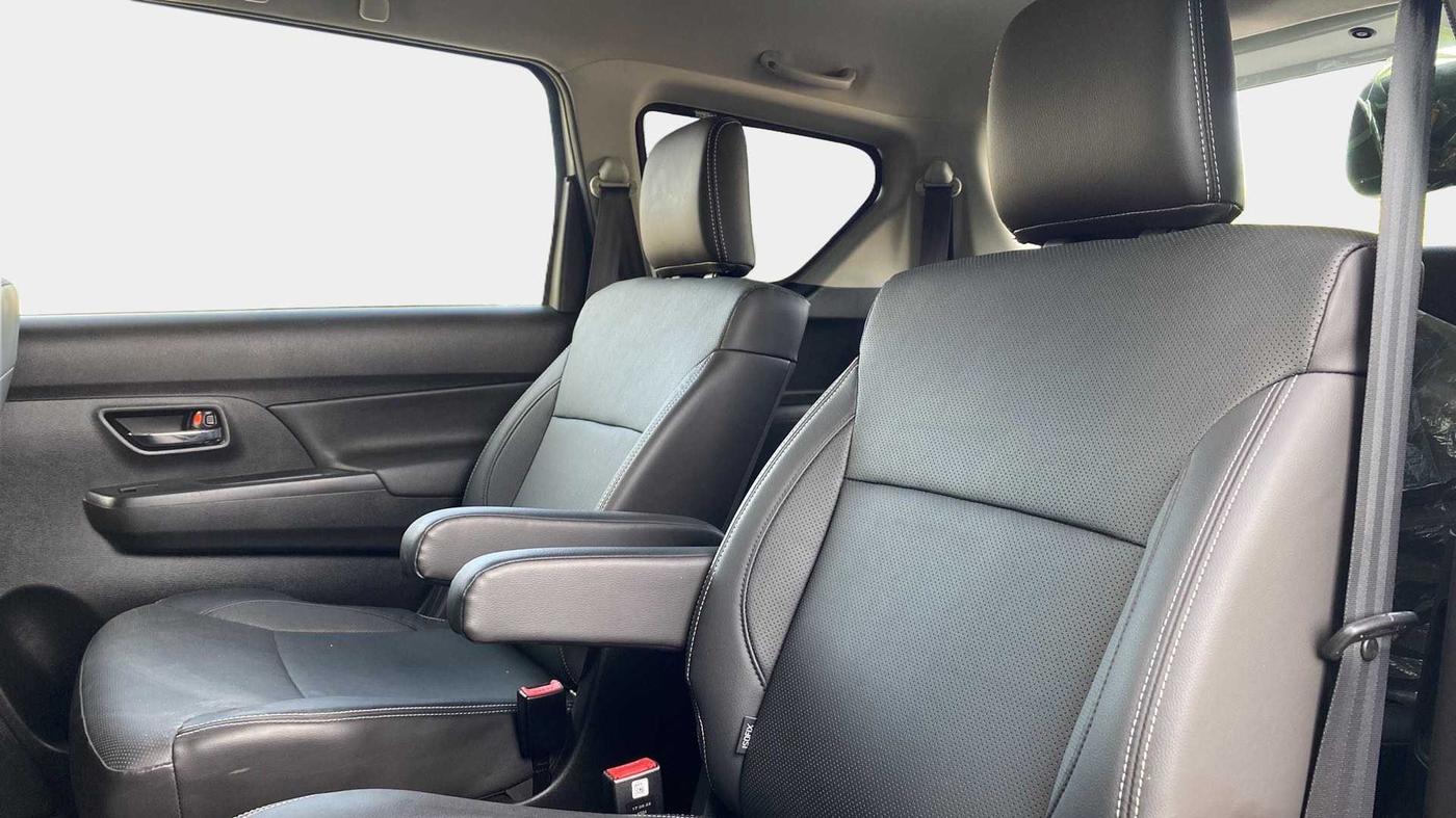 2022 Maruti XL6 ALPHA MT, Petrol, Manual, 12,328 km, Right Side Rear Door Cabin