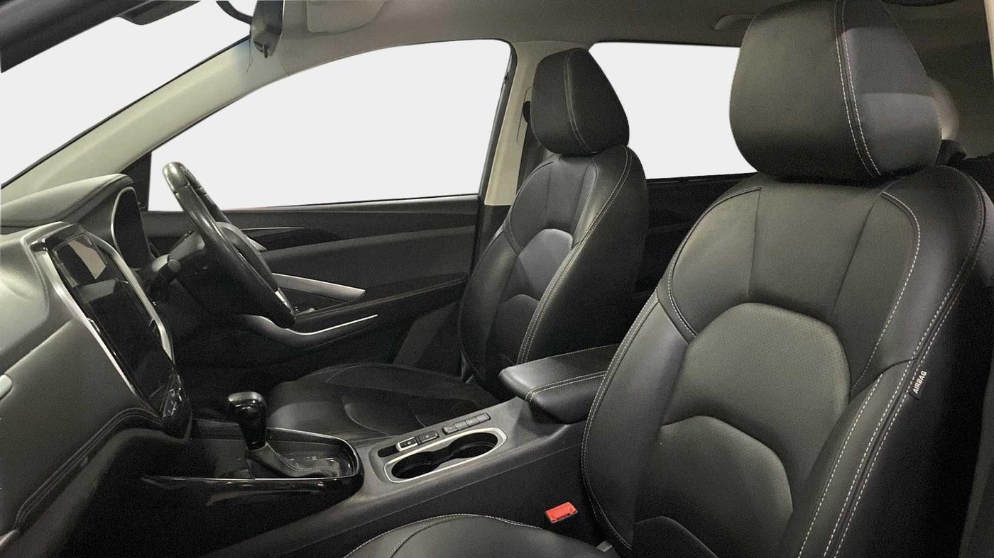 2020 MG HECTOR SHARP 1.5 DCT PETROL, Petrol, Automatic, 67,912 km, Right Side Front Door Cabin