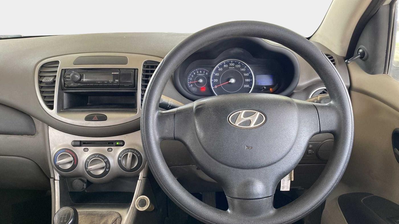 2012 Hyundai i10 ERA 1.1, Petrol, Manual, 37,947 km, Steering Wheel Close Up
