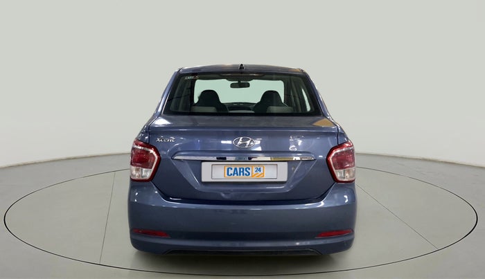 2015 Hyundai Xcent BASE 1.2, CNG, Manual, 1,22,656 km, Back/Rear