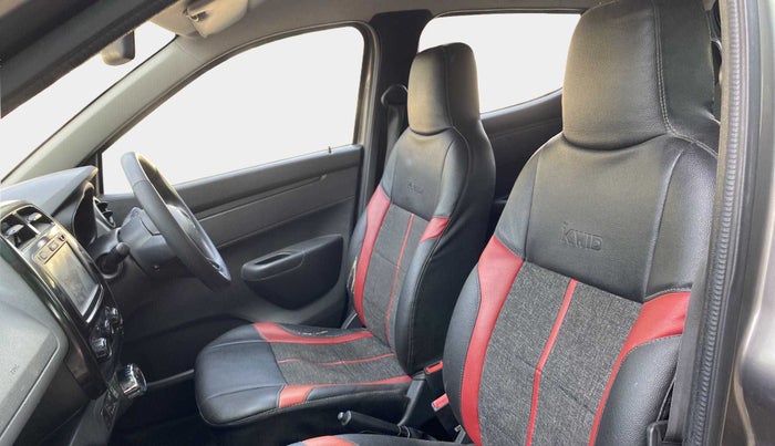 2016 Renault Kwid RXT 1.0 AMT (O), Petrol, Automatic, 60,202 km, Right Side Front Door Cabin