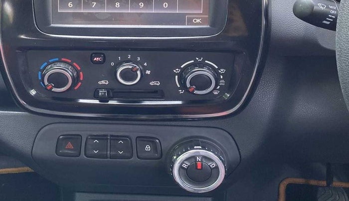 2016 Renault Kwid RXT 1.0 AMT (O), Petrol, Automatic, 60,202 km, Gear Lever