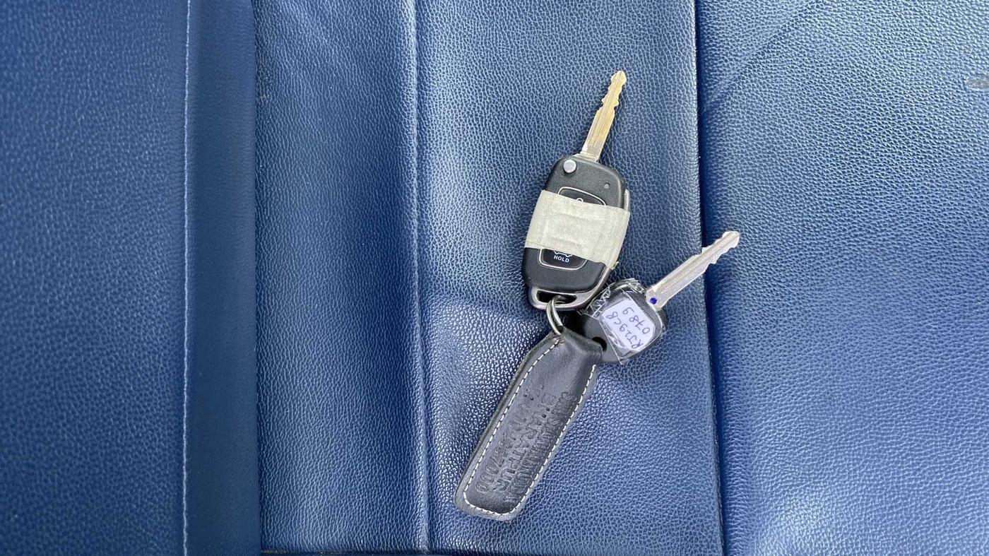 2019 Hyundai GRAND I10 NIOS SPORTZ 1.2 KAPPA VTVT DUAL TONE, Petrol, Manual, 1,00,209 km, Key Close Up