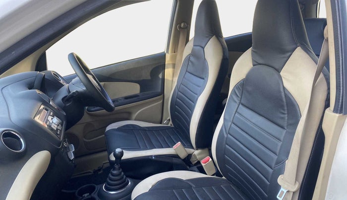 2015 Honda Brio VX MT, Petrol, Manual, 82,566 km, Right Side Front Door Cabin