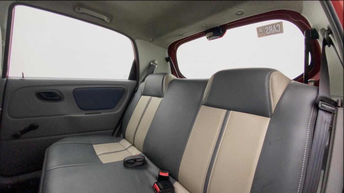 2014 Maruti Alto K10 VXI, Petrol, Manual, 96,674 km, Right Side Rear Door Cabin