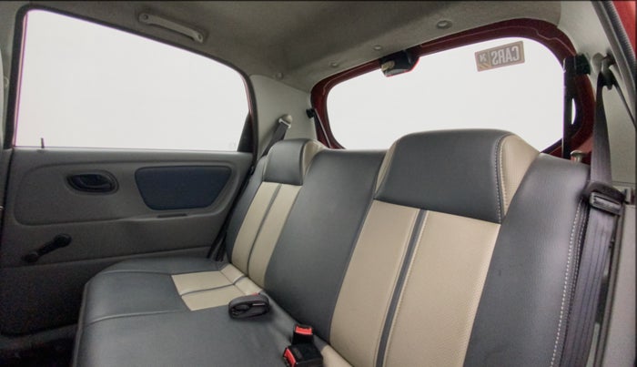 2014 Maruti Alto K10 VXI, Petrol, Manual, 96,674 km, Right Side Rear Door Cabin
