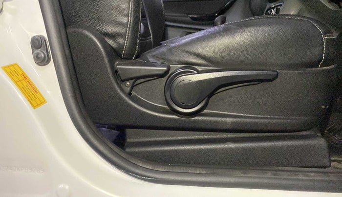 2018 Tata TIGOR XZ PLUS PETROL, Petrol, Manual, 51,241 km, Driver Side Adjustment Panel