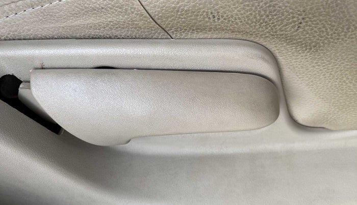 2013 Maruti Swift Dzire VXI, Petrol, Manual, 70,103 km, Driver Side Adjustment Panel