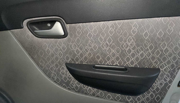 2018 Maruti Alto 800 LXI, Petrol, Manual, 40,127 km, Driver Side Door Panels Control