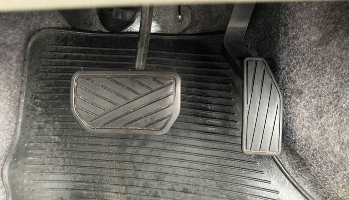 2014 Maruti Celerio VXI AMT, Petrol, Automatic, 40,278 km, Pedals