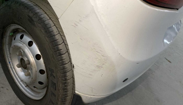 2014 Maruti Wagon R 1.0 LXI, Petrol, Manual, 1,06,635 km, Rear bumper - Minor scratches