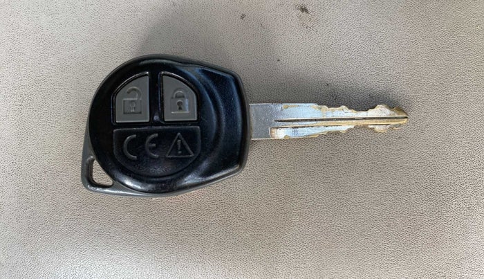 2018 Maruti Ciaz DELTA DIESEL 1.3, Diesel, Manual, 80,544 km, Key Close Up