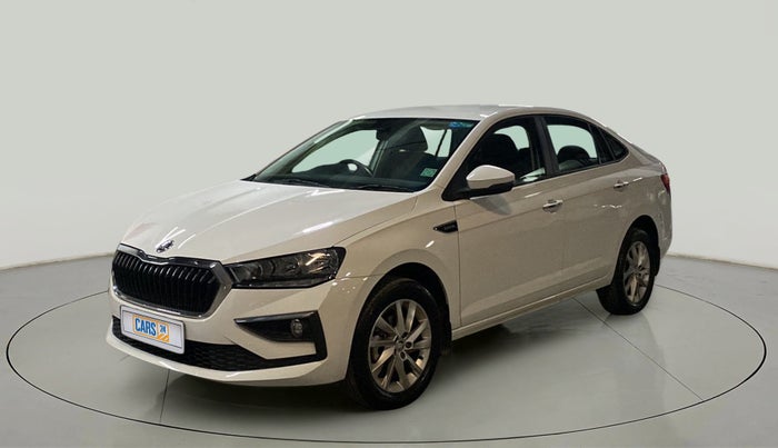 2022 Skoda SLAVIA AMBITION 1.0L TSI MT, Petrol, Manual, 10,985 km, Left Front Diagonal