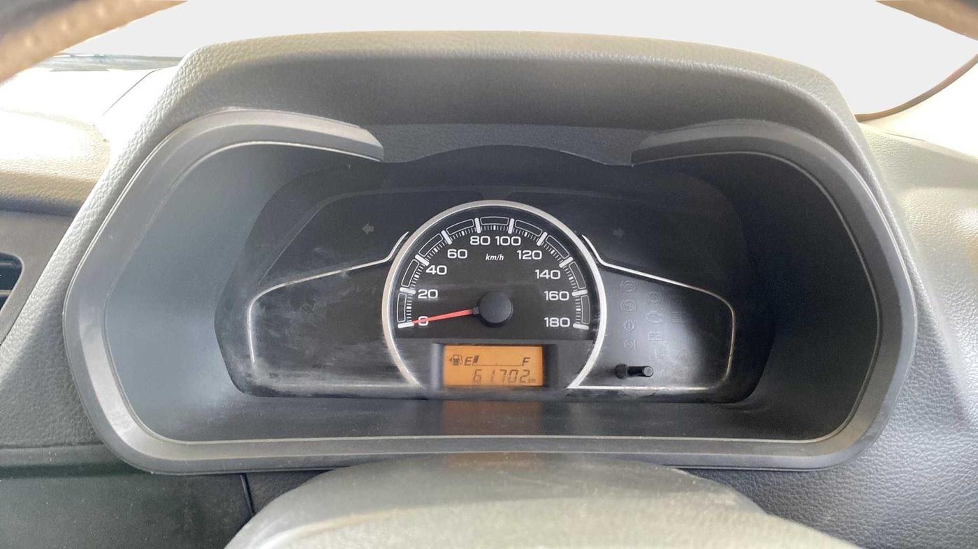 2015 Maruti Alto K10 LXI, Petrol, Manual, 61,669 km, Odometer Image