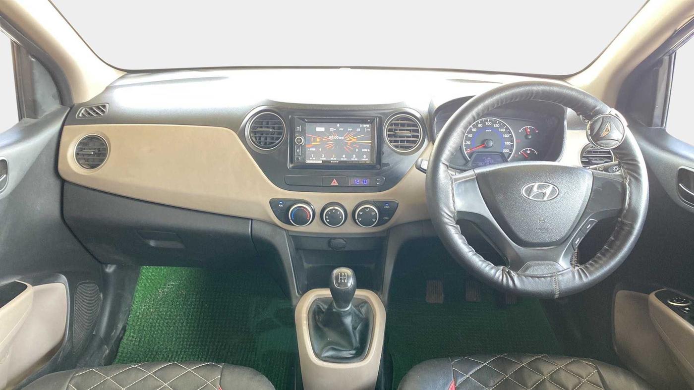 2016 Hyundai Grand i10 MAGNA 1.2 KAPPA VTVT, Petrol, Manual, 38,209 km, Dashboard