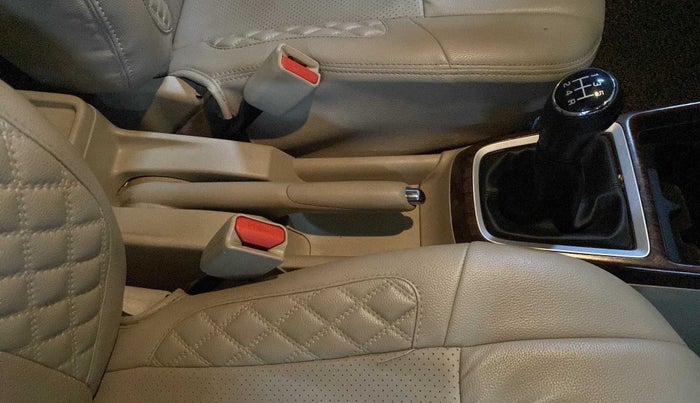 2020 Maruti Dzire VXI, Petrol, Manual, 29,518 km, Gear Lever