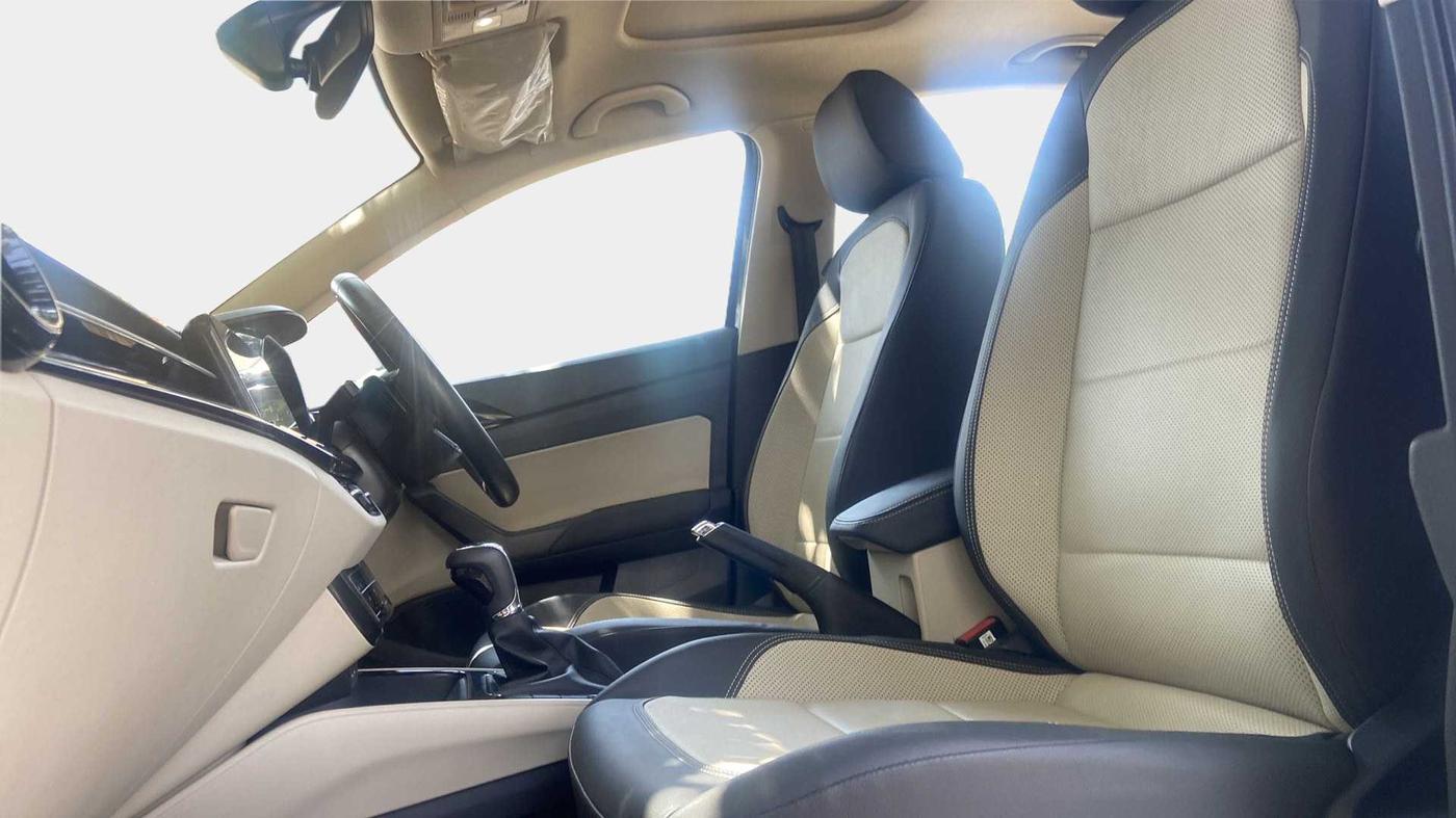 2022 Skoda SLAVIA STYLE 1.5L TSI DSG, Petrol, Automatic, 11,745 km, Right Side Front Door Cabin