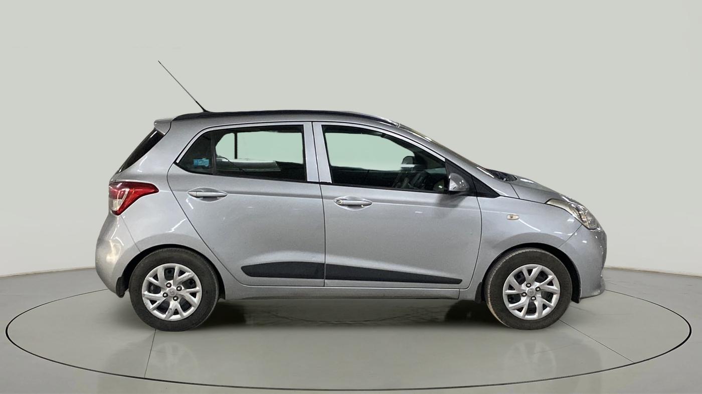 2018 Hyundai Grand i10 MAGNA 1.2 KAPPA VTVT, CNG, Manual, 87,408 km, Right Side View