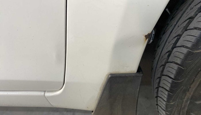 2013 Maruti Swift LXI, Petrol, Manual, 65,672 km, Right fender - Slightly dented