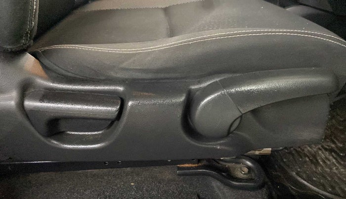 2017 Honda WR-V 1.2L I-VTEC VX MT, Petrol, Manual, 44,203 km, Driver Side Adjustment Panel