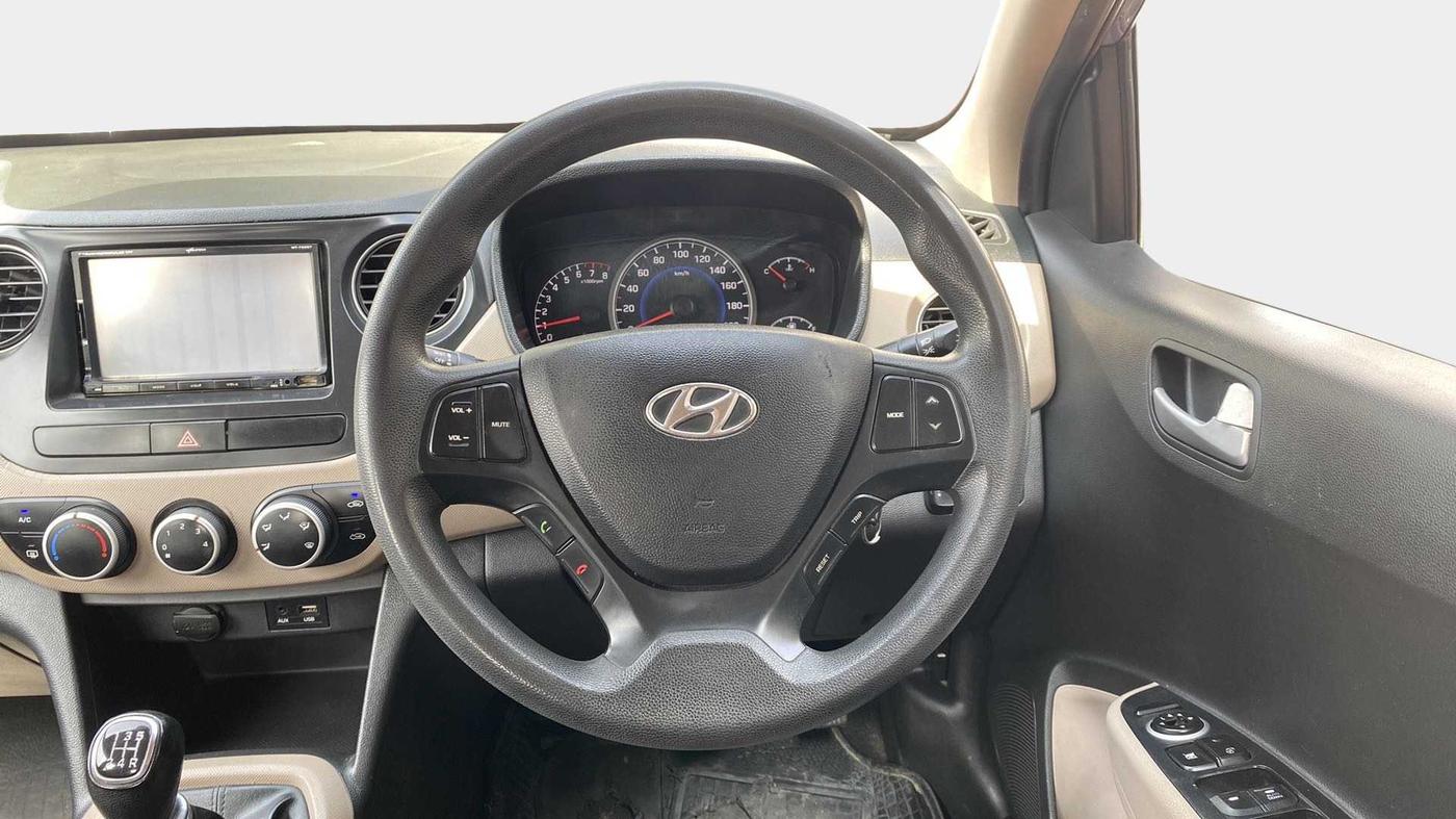 2016 Hyundai Grand i10 SPORTZ 1.2 KAPPA VTVT, CNG, Manual, 97,129 km, Steering Wheel Close Up