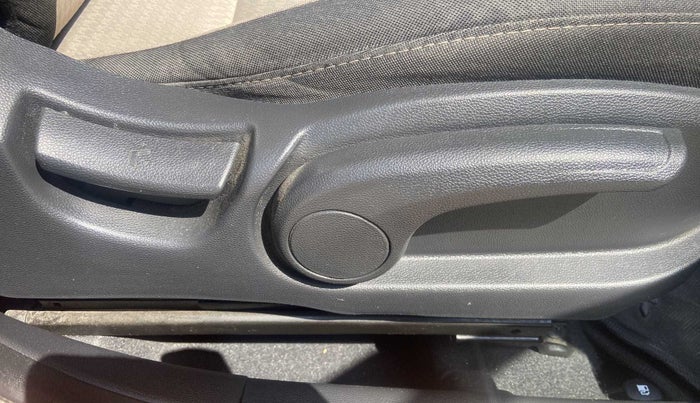 2018 Hyundai Elite i20 ASTA 1.2 (O), Petrol, Manual, 12,680 km, Driver Side Adjustment Panel