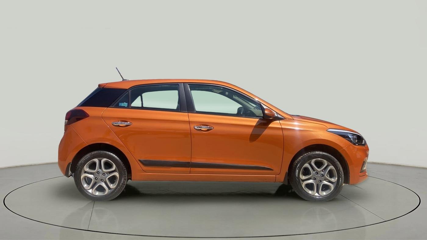 2018 Hyundai Elite i20 ASTA 1.2 (O), Petrol, Manual, 12,680 km, Right Side View